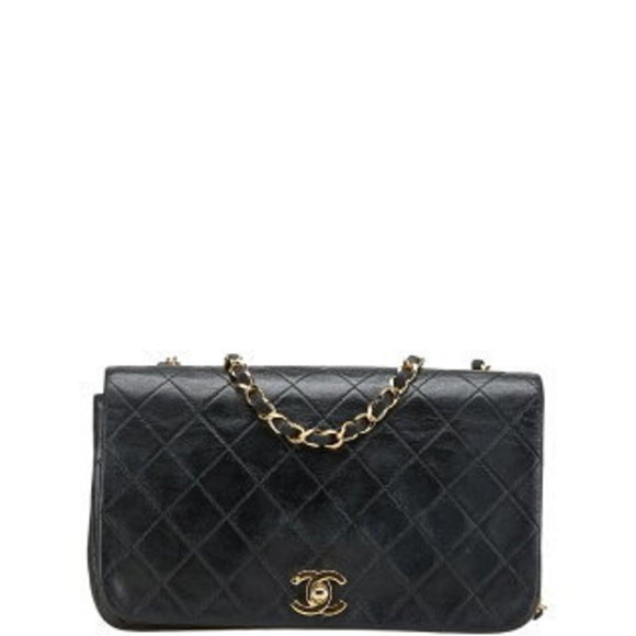 CHANEL CHANEL22 Small Shiny calfskin Logo COCO Mark Matelasse Chain Shoulder Bag AS3260 black